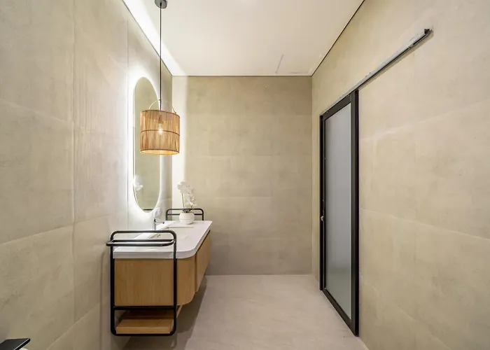 Arcelio Modern 2br Pool & Reload Sanctuary Gym Villa Canggu (Bali)